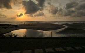 Beach front villa Ashwem Ocean